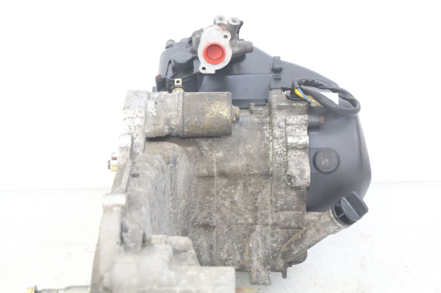 photo de MOTOR PEUGEOT DJANGO 4T 50 (2014 - 2019) - Oberflächenzustand und Material