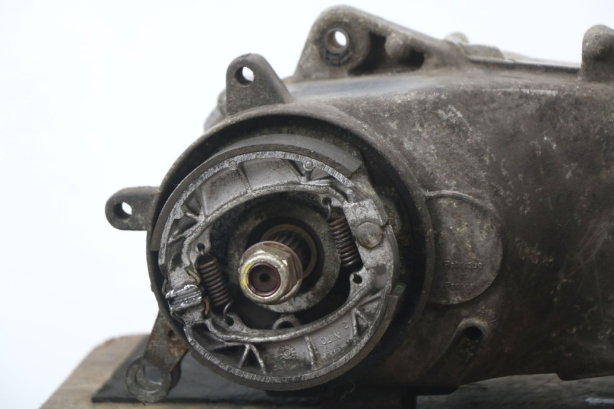 photo de MOTOR PEUGEOT ELYSEO 50 (1998 - 2001) - Technische Nahaufnahme