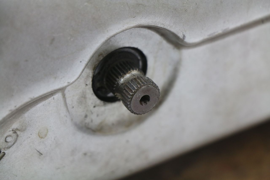 photo de MOTOR PEUGEOT ELYSEO 50 (1998 - 2001) - Kennzeichnungen und Originalreferenzen