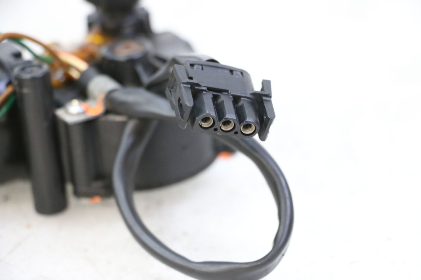 photo de WINDSCREEN WISCHERMOTOR BMW C1 125 (2000 - 2003) - Gesamtansicht des Produkts