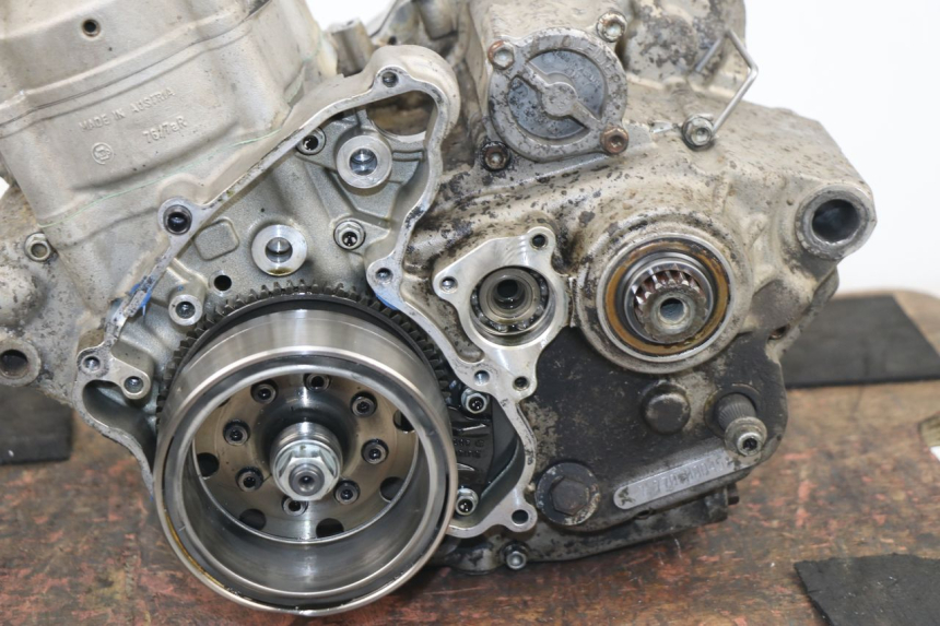 photo de MOTOR KTM EXC-F EXC F 250 (2005 - 2007) - Zoom auf Komponenten