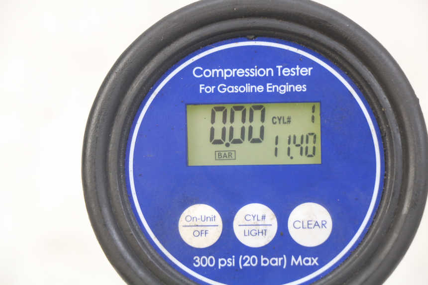 photo de MOTOR HONDA FES PANTHEON 125 (2003 - 2007) - Alternativer Blickwinkel