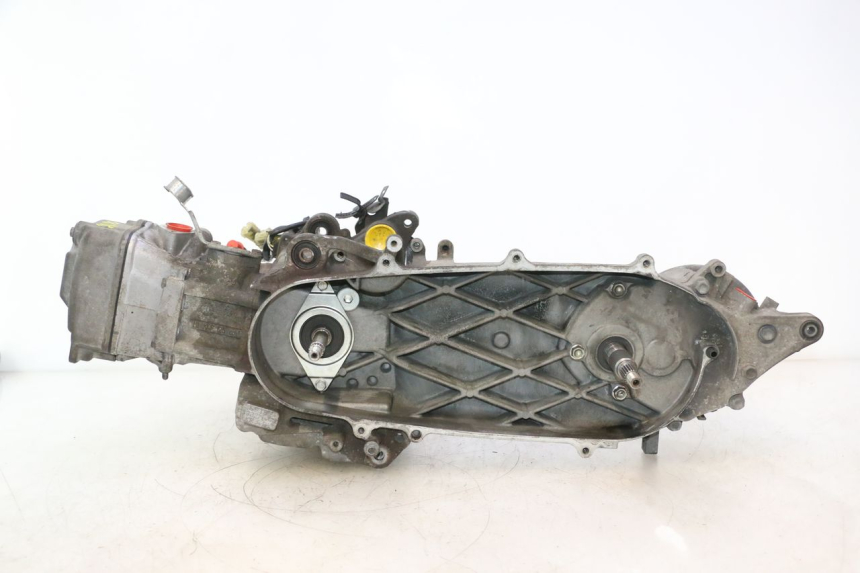 photo de MOTOR HONDA FES PANTHEON 125 (2003 - 2007) - Alternativer Blickwinkel