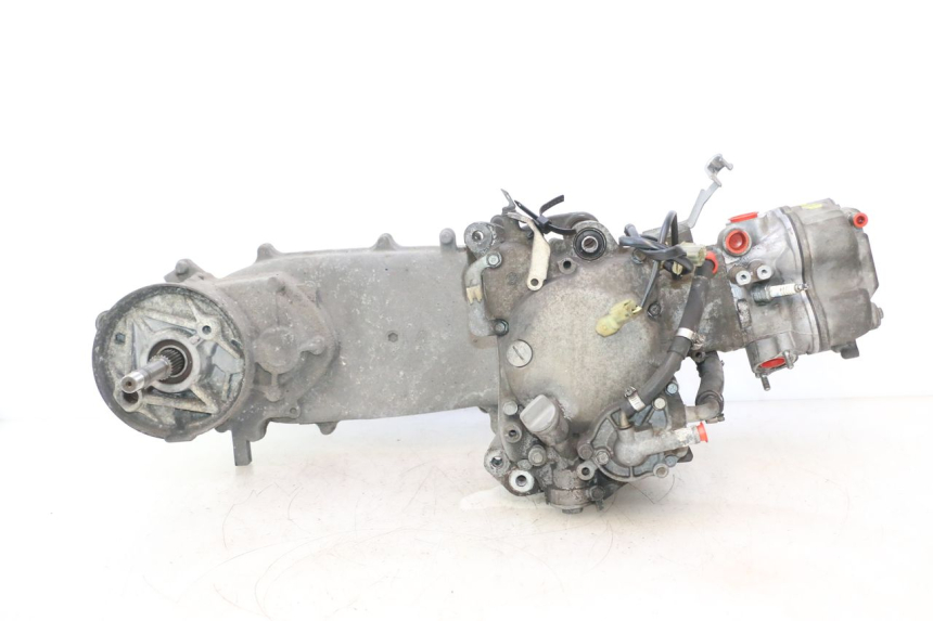 photo de MOTOR HONDA FES PANTHEON 125 (2003 - 2007) - Details der Befestigungspunkte