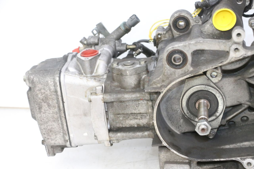 photo de MOTOR HONDA FES S-WING SWING ABS 125 (2007 - 2015) - Alternative Perspektive