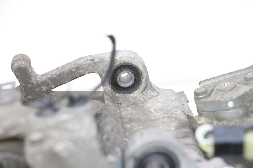 photo de MOTOR HONDA FES S-WING SWING ABS 125 (2007 - 2015) - Oberflächenzustand und Material