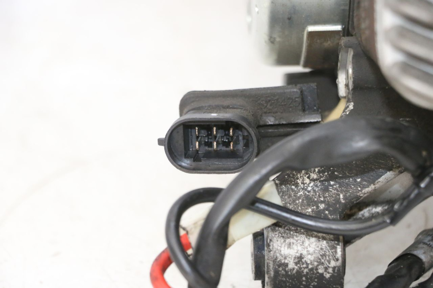 photo de MOTOR PIAGGIO FLY 2T 50 (2004 - 2017) - Detaillierte Sichtprüfung