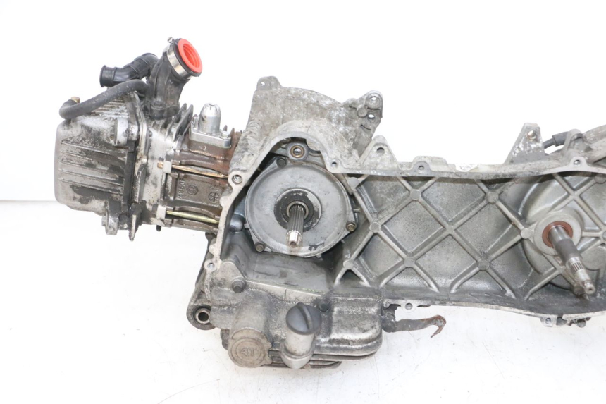 photo de MOTOR PIAGGIO FLY 4T 50 (2013 - 2017) - Fokus auf die Struktur