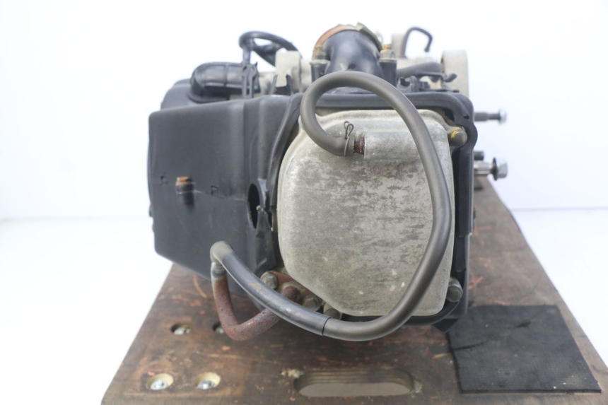 photo de MOTOR SACHS FY125T FY T 125 (2007 - 2011) - Oberflächenzustand und Material