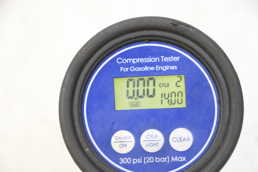 photo de MOTOR YAMAHA FZ6 FAZER S2 600 (2007 - 2011) - Weitere Ansicht des Artikels