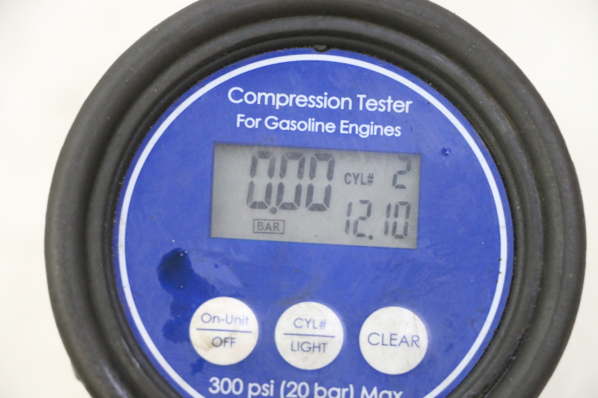 photo de MOTOR YAMAHA FZ6 N FAZER 600 (2004 - 2006) - Weitere Ansicht des Artikels