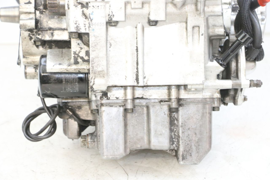 photo de MOTOR YAMAHA FZ6 N FAZER 600 (2004 - 2006) - Gesamtansicht des Produkts