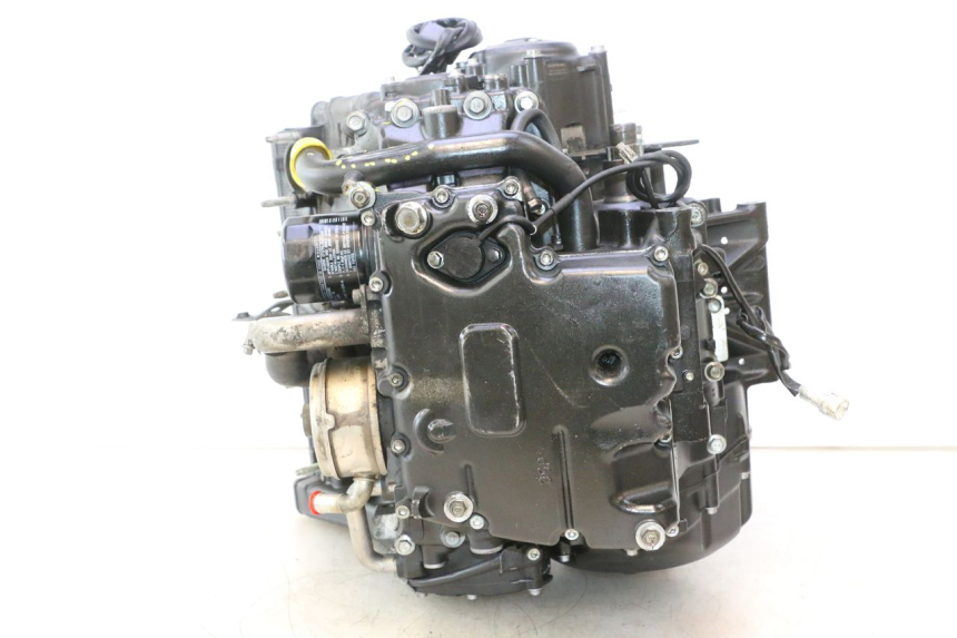 photo de MOTOR YAMAHA FZ8 800 (2010 - 2016) - Details der Befestigungspunkte