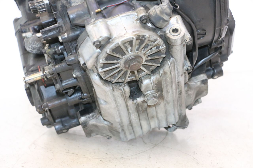 photo de MOTOR KAWASAKI GPX F ZX750F 750 (1986 - 1990) - Alternative Perspektive