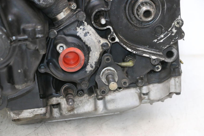 photo de MOTOR KAWASAKI GPX F ZX750F 750 (1986 - 1990) - Oberflächenzustand und Material