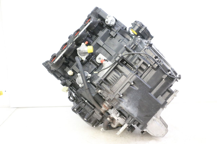 photo de MOTOR SUZUKI GSR 750 (2011 - 2017) - Zoom auf Komponenten