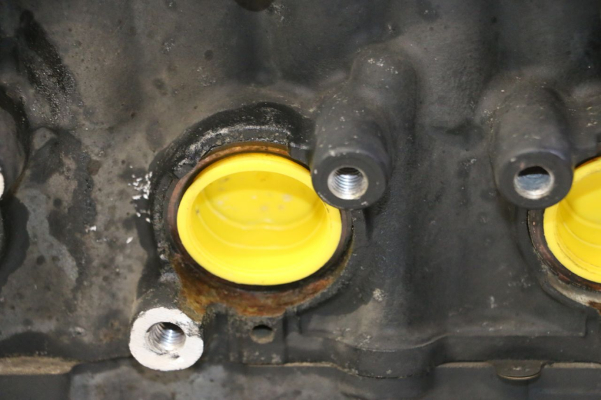 photo de MOTOR SUZUKI GSR 750 (2011 - 2017) - Detaillierte Sichtprüfung