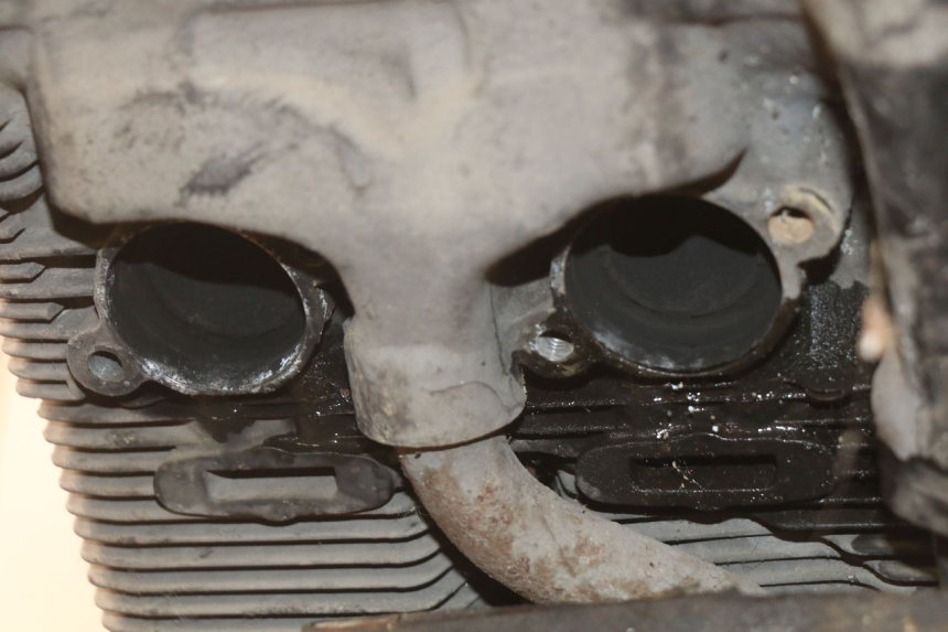 photo de MOTOR SUZUKI GSX-F GSX  F 1100 (1988 - 1994) - Weitere Ansicht des Artikels