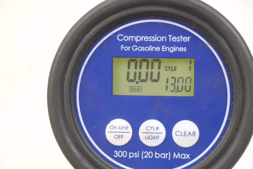 photo de MOTOR SUZUKI GSX-F GSX  F 1100 (1988 - 1994) - Zoom auf Komponenten