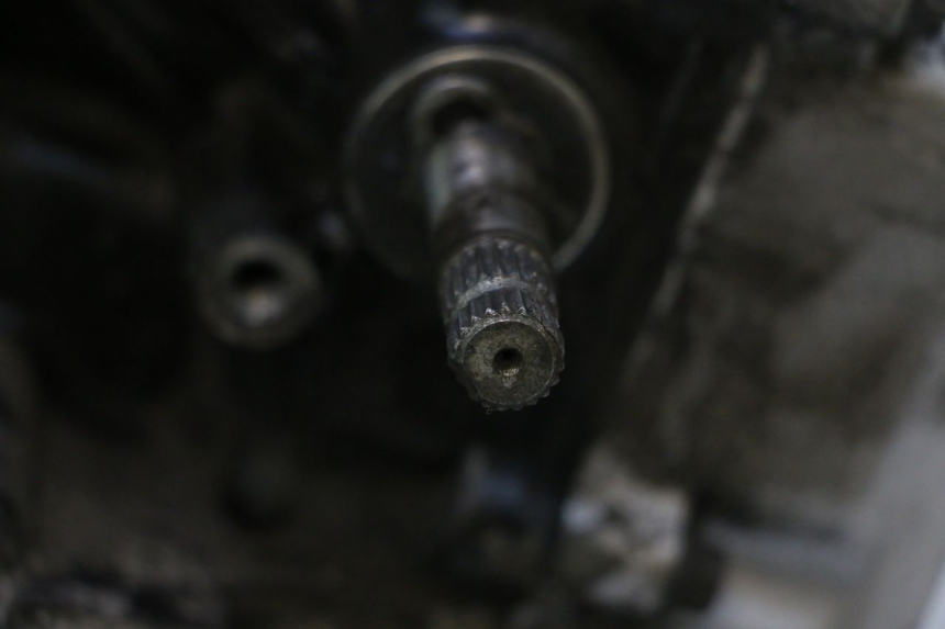 photo de MOTOR SUZUKI GSX F GSXF 750 (1988 - 1998) - Details der Befestigungspunkte