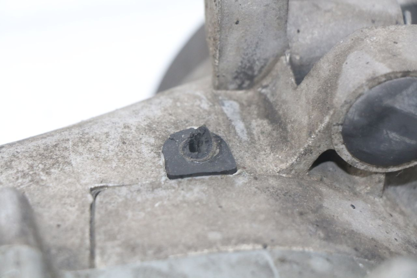 photo de MOTOR HAOTIAN HT125T-2 125 - Zoom auf Komponenten