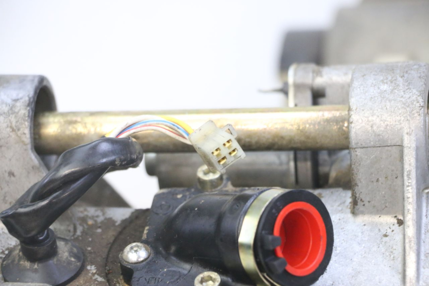 photo de MOTOR YAMAHA JOG R 50 (2004 - 2014) - Zoom auf Komponenten