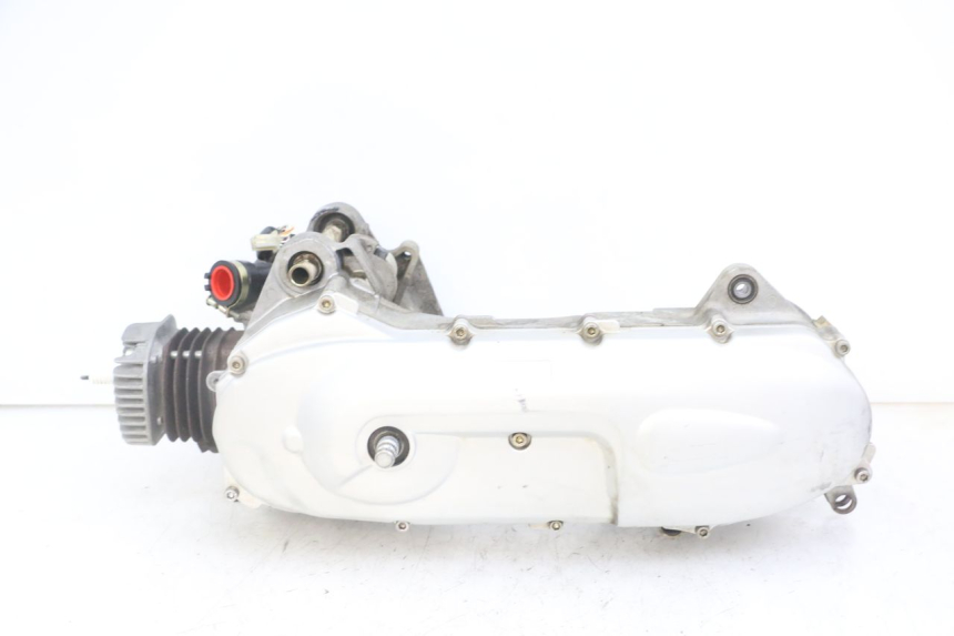 photo de MOTOR YAMAHA JOG R 50 (2004 - 2014) - Kennzeichnungen und Originalreferenzen