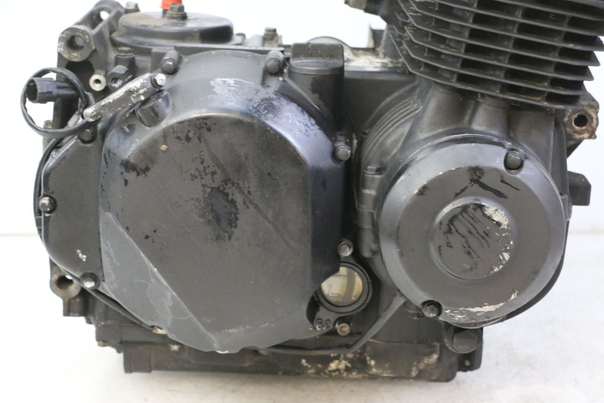 photo de MOTOR KAWASAKI ZR7 ZR-7 S 750 (1999 - 2004) - Zoom auf Komponenten