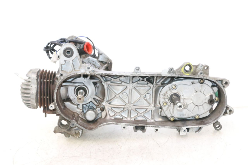 photo de MOTOR PEUGEOT KISBEE 2T 50 (2010 - 2017) - Hauptansicht
