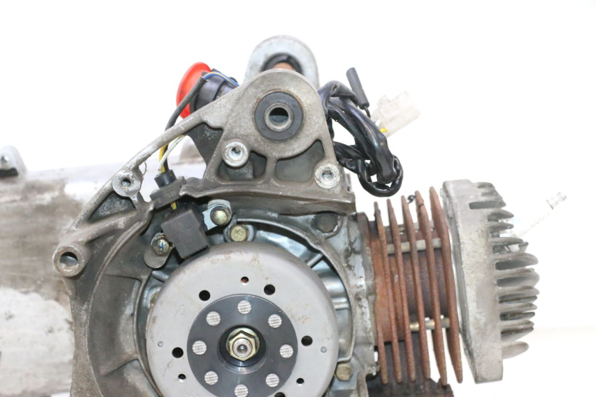 photo de MOTOR PEUGEOT KISBEE 2T 50 (2010 - 2017) - Fokus auf die Struktur