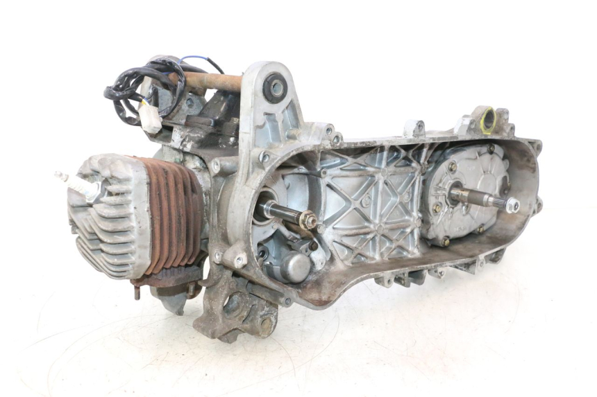 photo de MOTOR PEUGEOT KISBEE 2T 50 (2010 - 2017) - Detailansicht des Bauteils