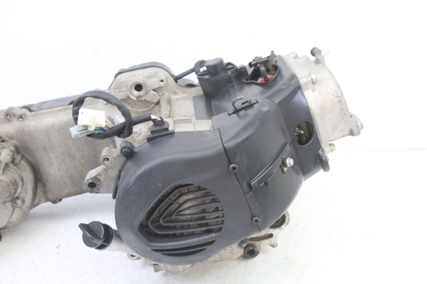 photo de MOTOR PEUGEOT KISBEE 4T 50 (2018 - 2022) - Details der Befestigungspunkte