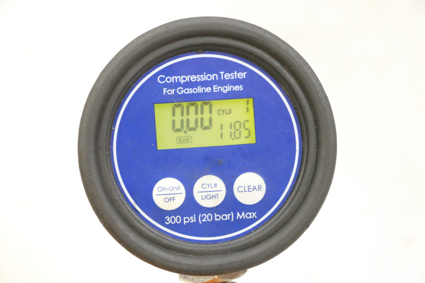 photo de MOTOR PEUGEOT KISBEE 4T 50 (2018 - 2022) - Details der Befestigungspunkte