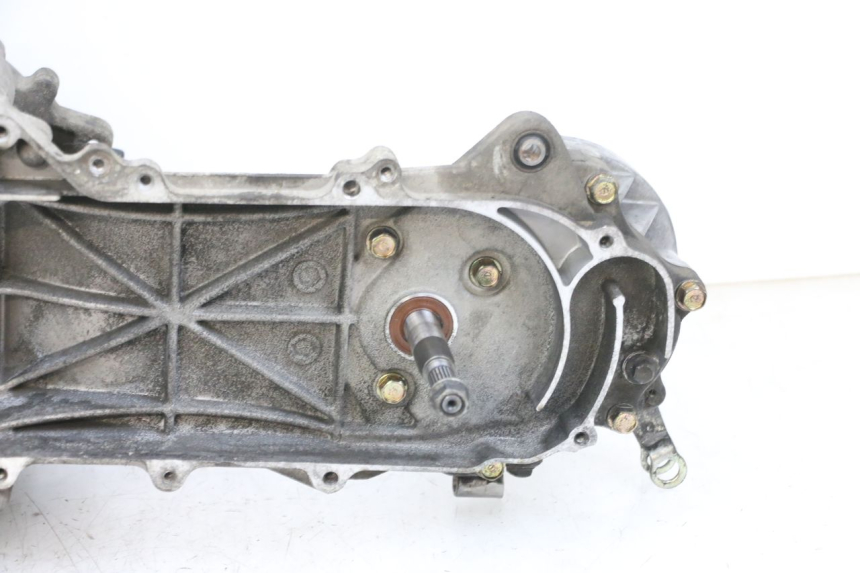 photo de MOTOR PEUGEOT KISBEE 4T 50 (2010 - 2017) - Zoom auf Gebrauchszustand