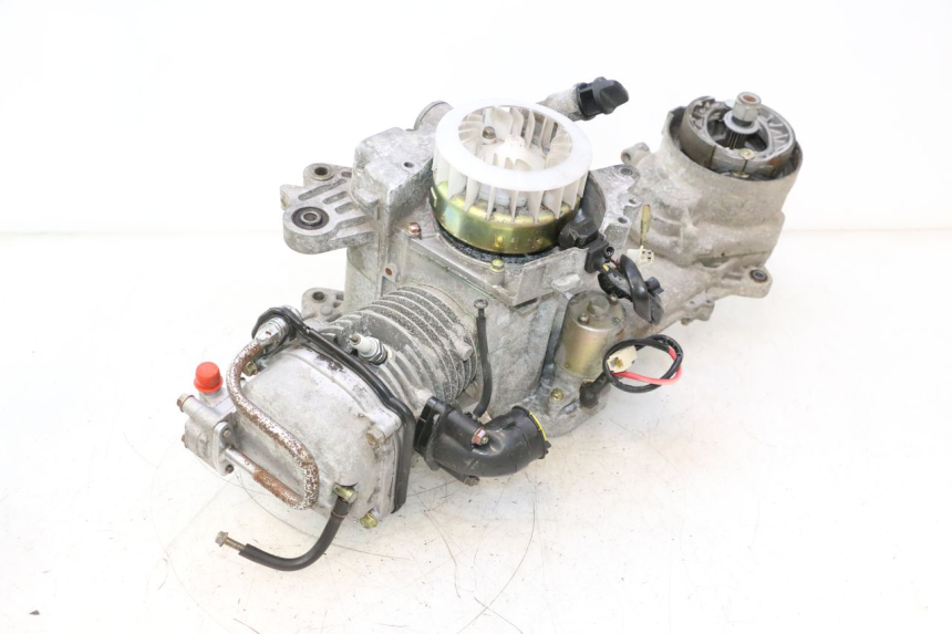 photo de MOTOR PEUGEOT KISBEE 4T 50 (2010 - 2017) - Alternative Perspektive