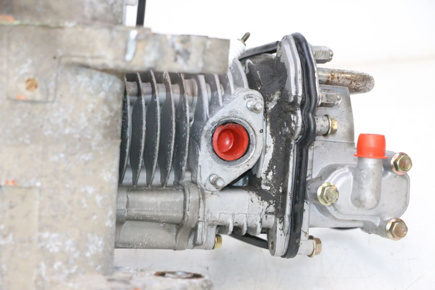 photo de MOTOR PEUGEOT KISBEE 4T 50 (2010 - 2017) - Oberflächenzustand und Material