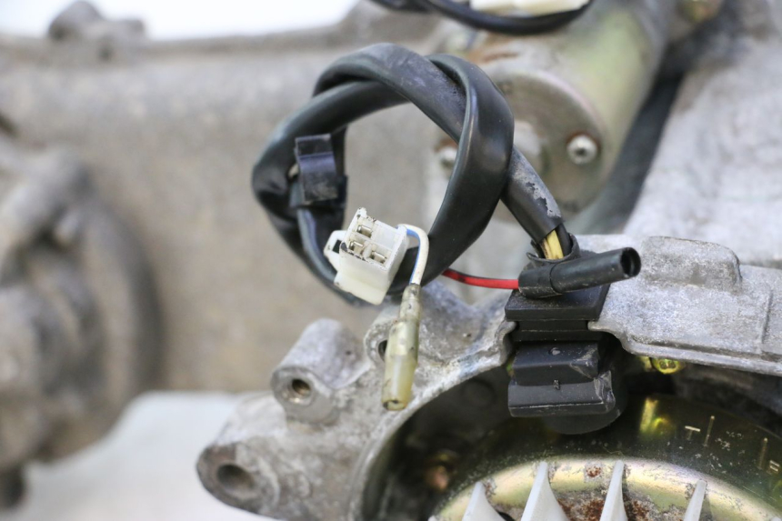 photo de MOTOR PEUGEOT KISBEE 4T 50 (2010 - 2017) - Kennzeichnungen und Originalreferenzen