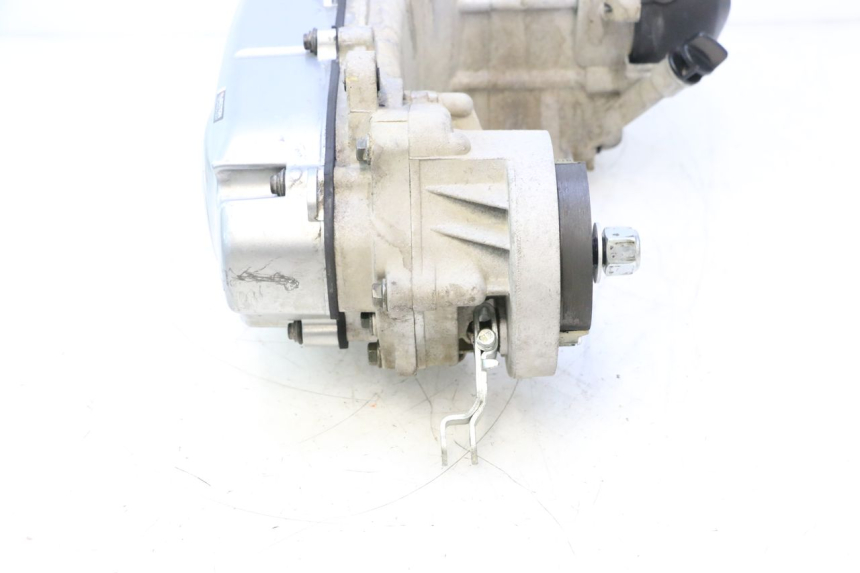 photo de MOTOR PEUGEOT KISBEE 4T 50 (2018 - 2022) - Weitere Ansicht des Artikels