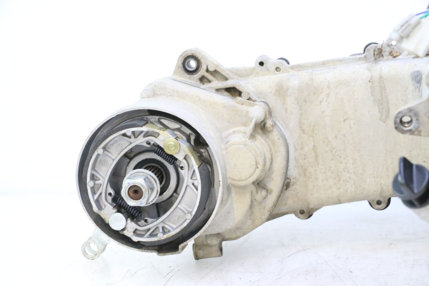 photo de MOTOR PEUGEOT KISBEE 4T 50 (2018 - 2022) - Fokus auf die Struktur