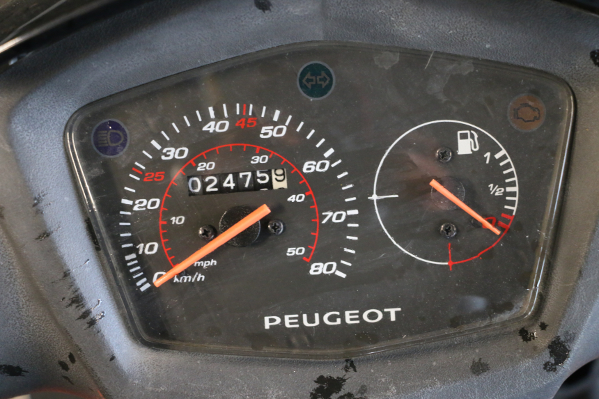 photo de MOTOR PEUGEOT KISBEE 4T 50 (2018 - 2022) - Zoom auf Gebrauchszustand