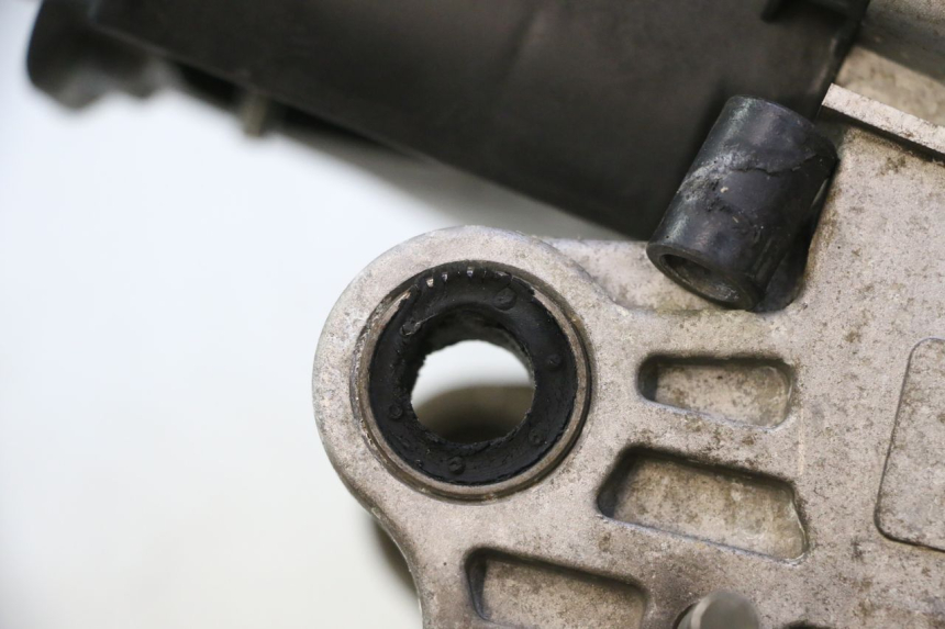 photo de MOTOR PEUGEOT KISBEE 4T 50 (2023 - 2026) - Oberflächenzustand und Material