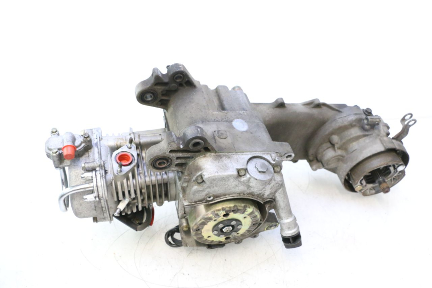 photo de MOTOR PEUGEOT KISBEE 4T 50 (2010 - 2017) - Oberflächenzustand und Material