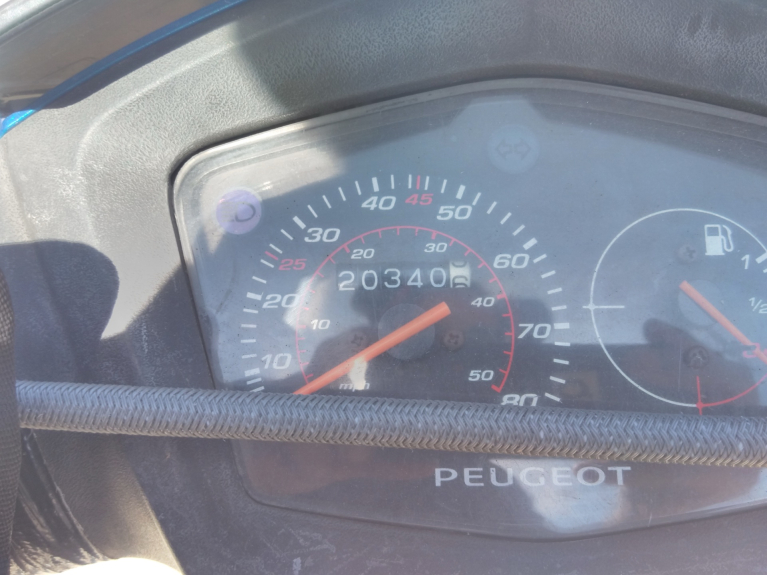 photo de MOTOR PEUGEOT KISBEE 4T 50 (2018 - 2022) - Zoom auf Gebrauchszustand