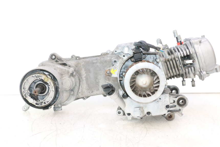 photo de MOTOR PEUGEOT KISBEE 4T 50 (2018 - 2022) - Detailansicht des Bauteils
