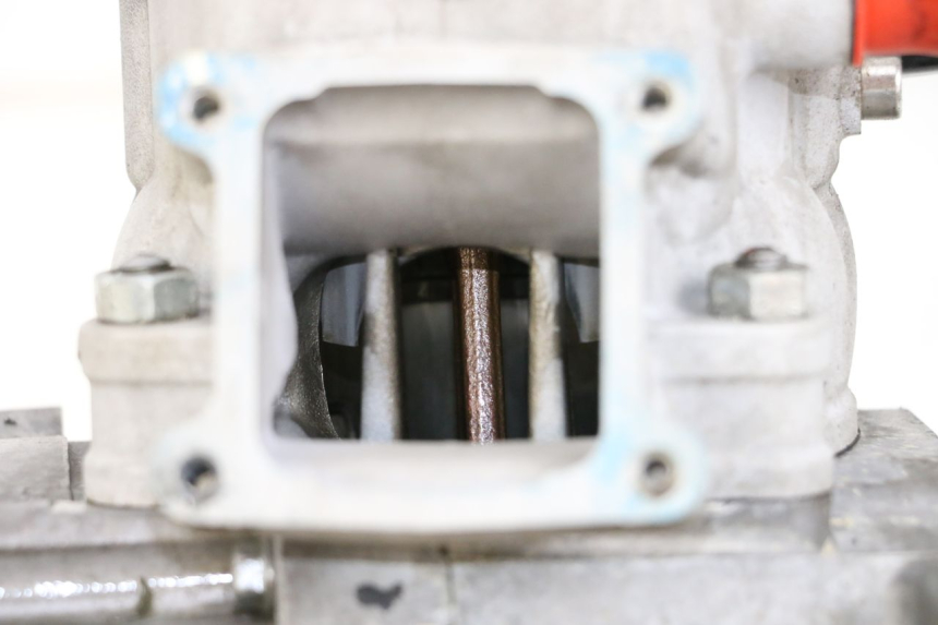 photo de MOTOR KAWASAKI KX 85 (2014 - 2021) - Zoom auf Komponenten