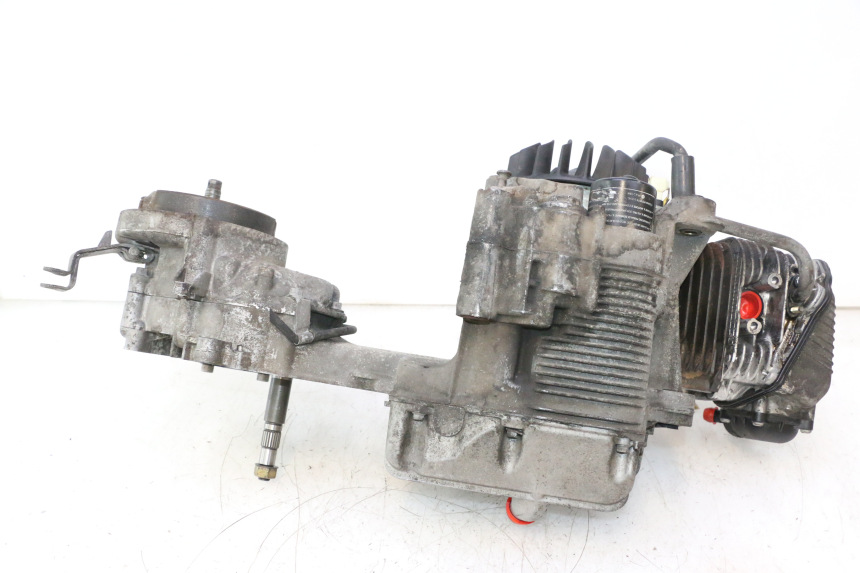 photo de MOTOR PIAGGIO LIBERTY 125 (1998 - 2008) - Alternative Perspektive