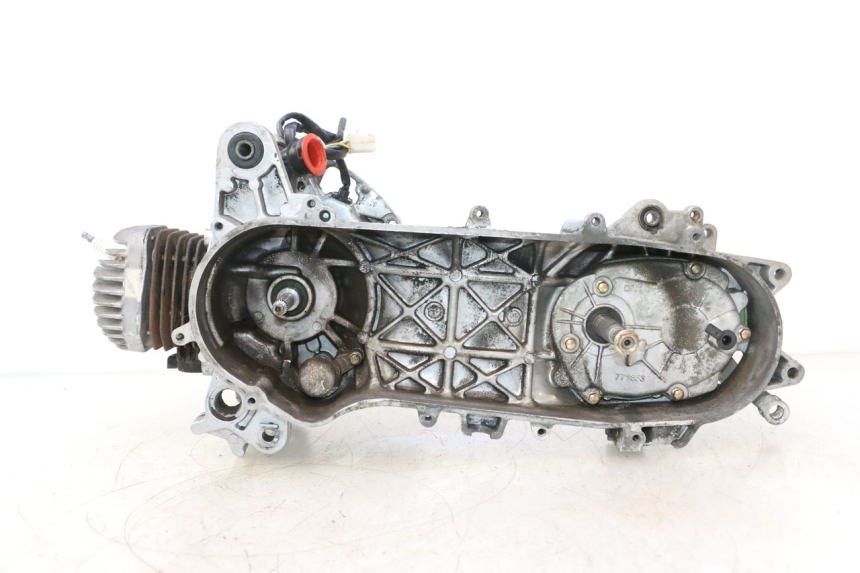 photo de MOTOR PEUGEOT LUDIX PRO 2T 50 (2010 - 2017) - Alternativer Blickwinkel