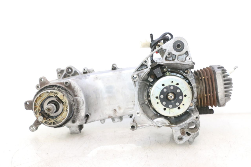 photo de MOTOR PEUGEOT LUDIX PRO 2T 50 (2010 - 2017) - Details der Befestigungspunkte
