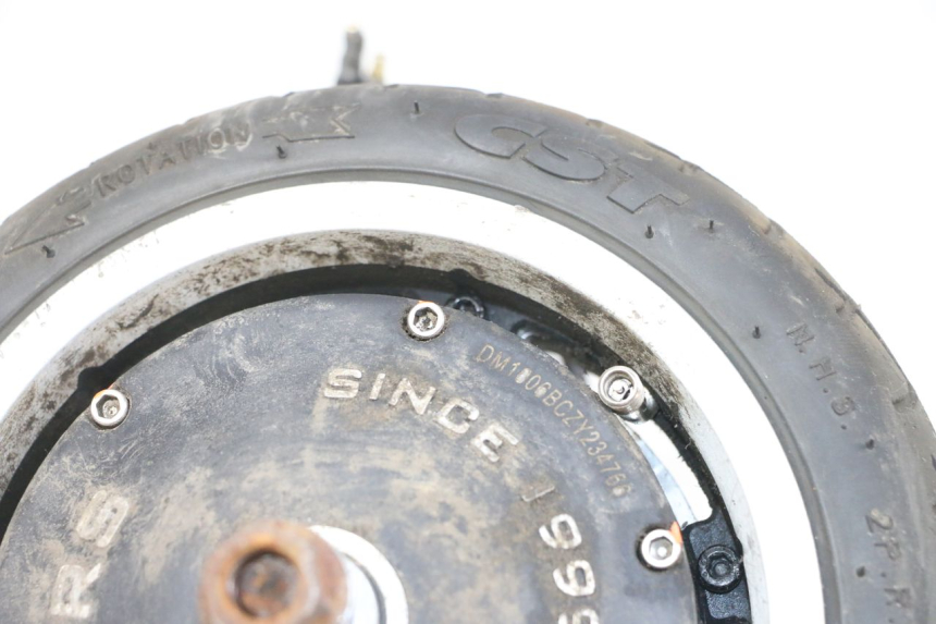 photo de MOTOR DUALTRON MINI SPECIAL 1 - Hochauflösende Nahaufnahme