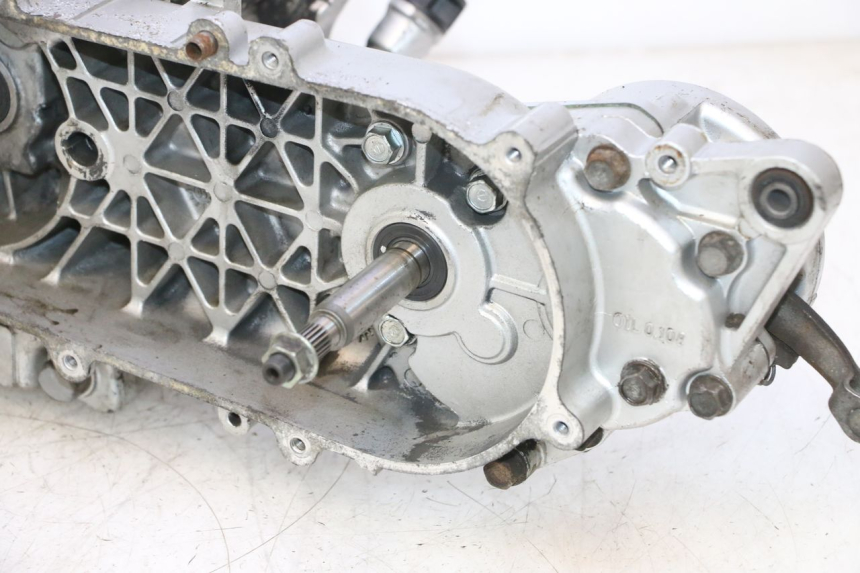 photo de MOTOR SYM MIO 50 (2005 - 2010) - Hochauflösende Nahaufnahme